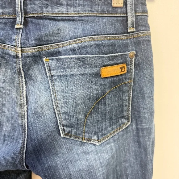 Joe’s Jeans ICON Bootcut Jeans — Size 26 — Wintour Wash - Picture 3 of 5